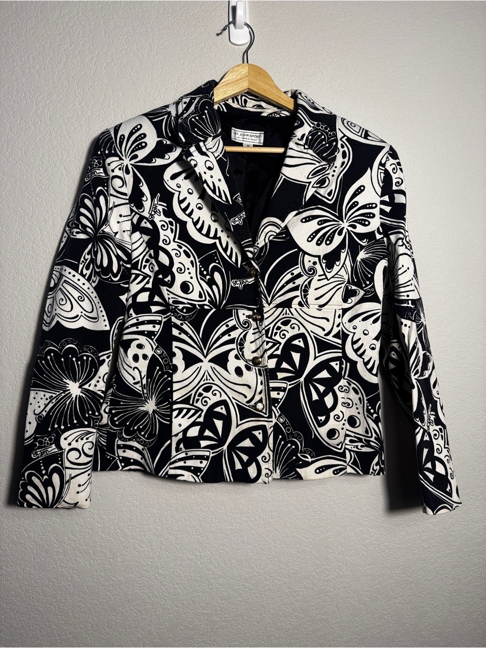 St John Sport Jacket Womens M Black White Butterfly Floral Blazer Marie Gray USA